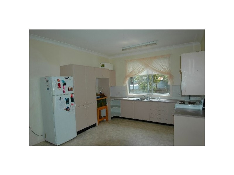 15 Stroud Street, Bulahdelah NSW 2423