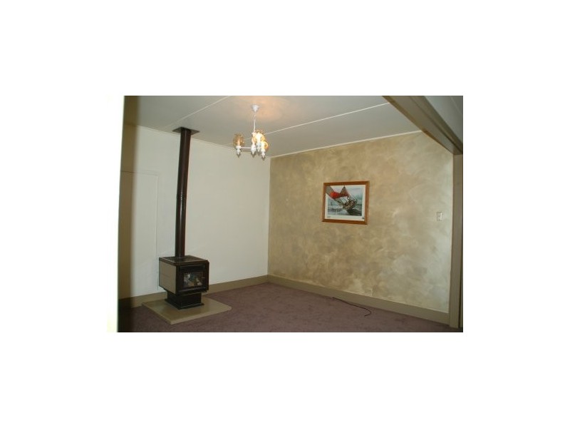 19 Stroud Street, Bulahdelah NSW 2423