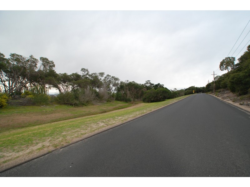 21 Seagull Drive, Loch Sport VIC 3851