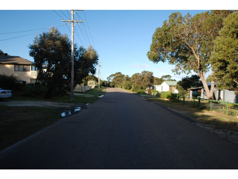 80 Toorak Avenue, Loch Sport VIC 3851