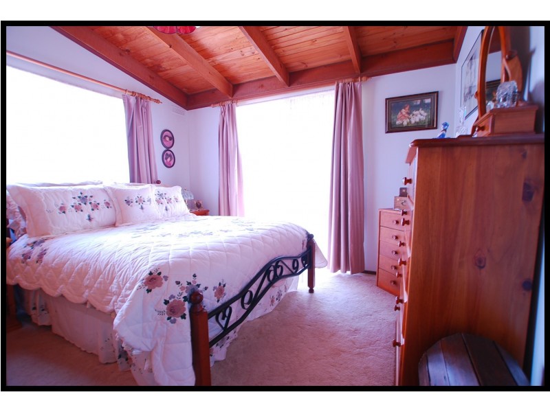 95 Campbell Street, Loch Sport VIC 3851