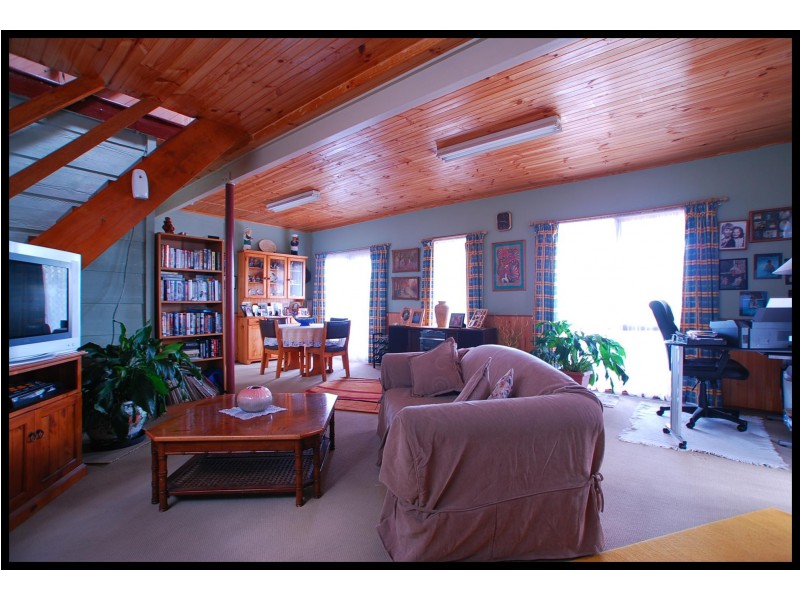 95 Campbell Street, Loch Sport VIC 3851