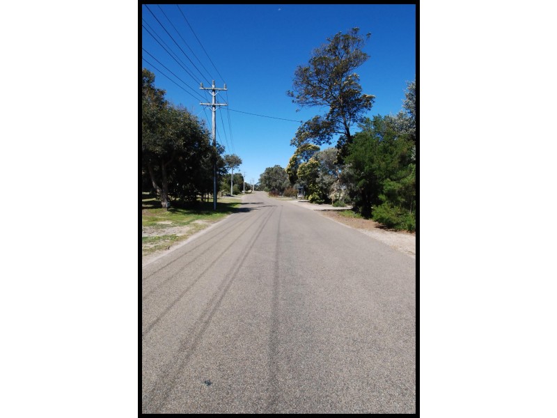 71 Toorak Avenue, Loch Sport VIC 3851