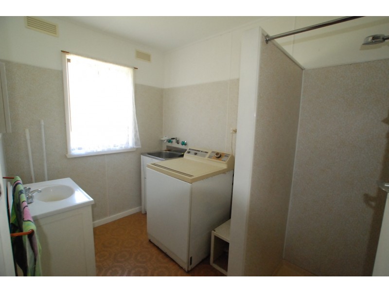 60 Toorak Avenue, Loch Sport VIC 3851