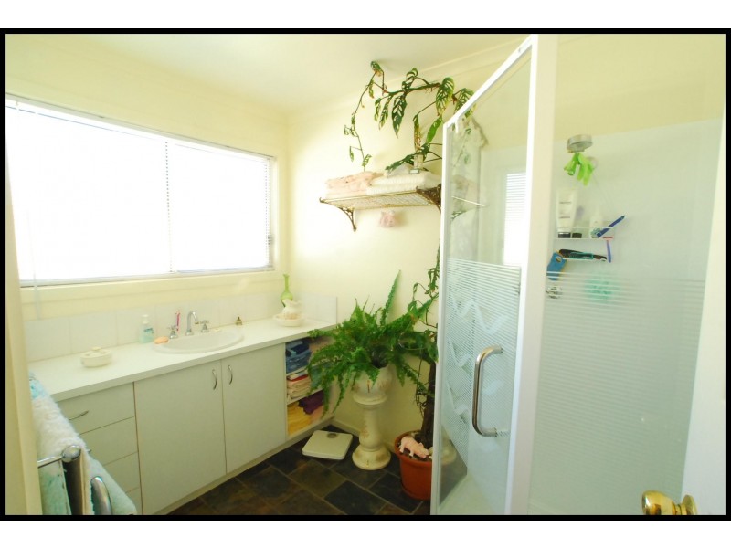 36 Victoria Parade, Loch Sport VIC 3851