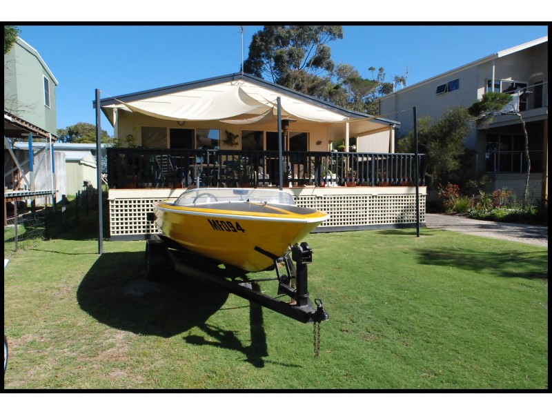 36 Victoria Parade, Loch Sport VIC 3851