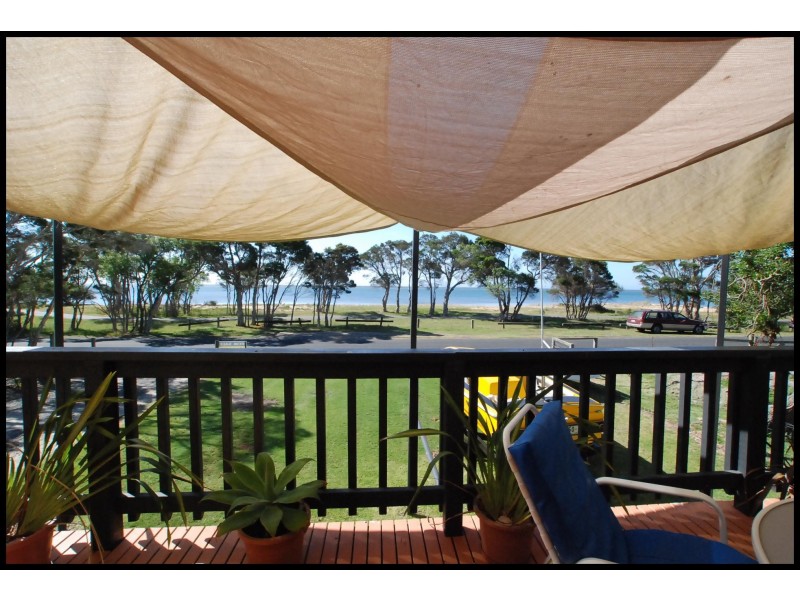 36 Victoria Parade, Loch Sport VIC 3851