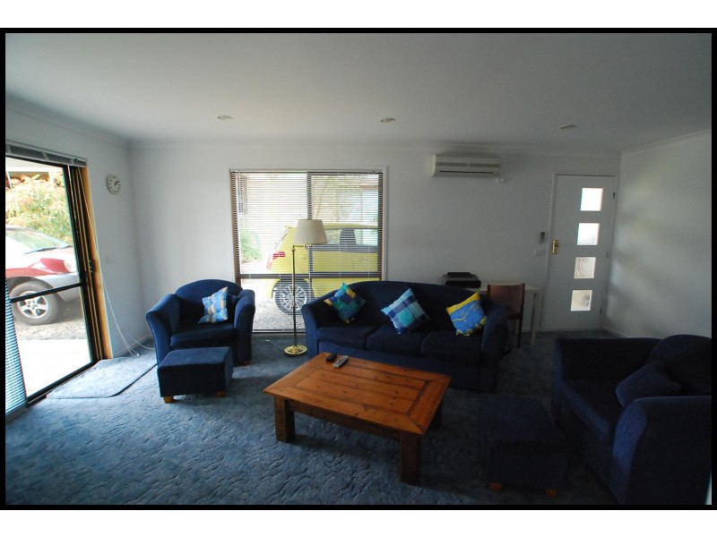 23 Holmes Street, Loch Sport VIC 3851