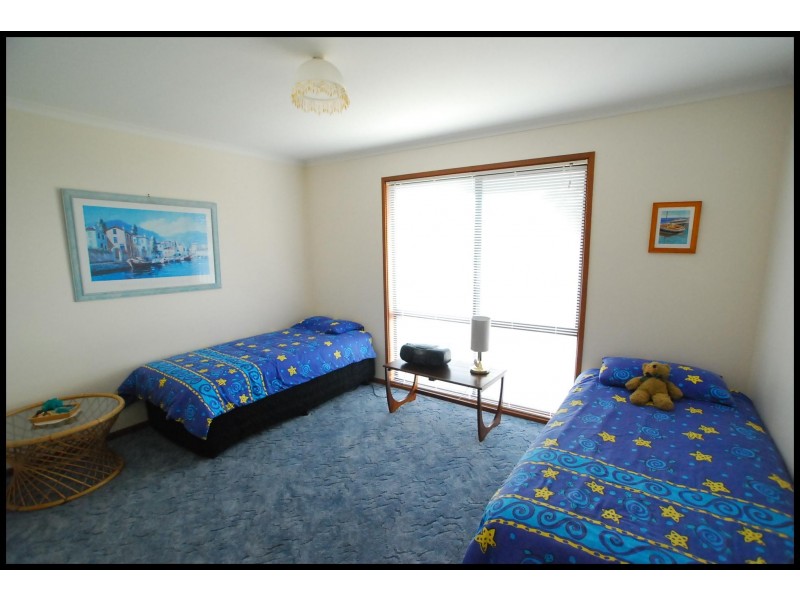 23 Holmes Street, Loch Sport VIC 3851