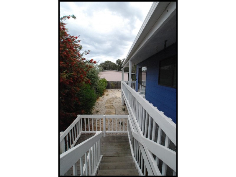 23 Holmes Street, Loch Sport VIC 3851