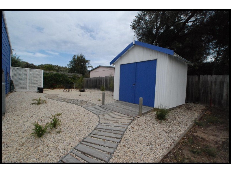 23 Holmes Street, Loch Sport VIC 3851