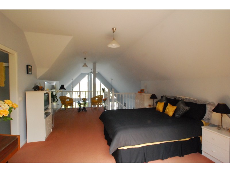 2 Le Grand Court, Loch Sport VIC 3851