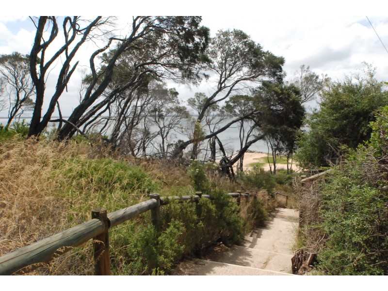 2 Le Grand Court, Loch Sport VIC 3851