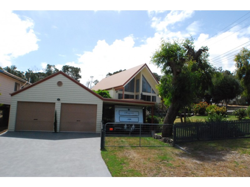 2 Le Grand Court, Loch Sport VIC 3851