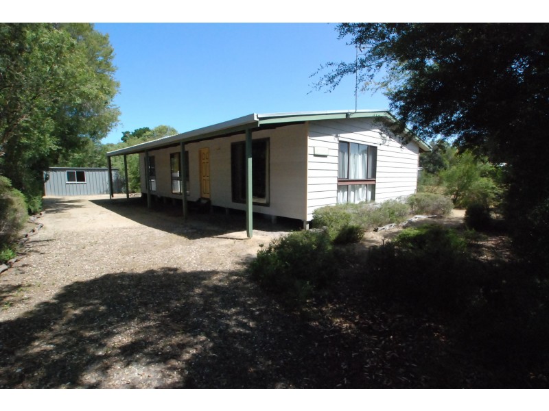 58 Central Avenue, Loch Sport VIC 3851