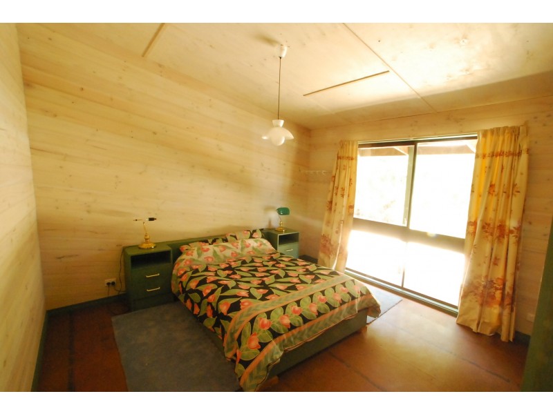 58 Central Avenue, Loch Sport VIC 3851