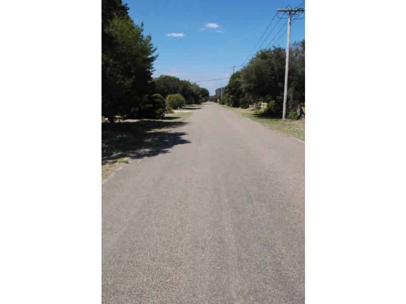 146 Wallaby Street, Loch Sport VIC 3851