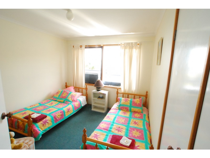 82 Lake Street, Loch Sport VIC 3851