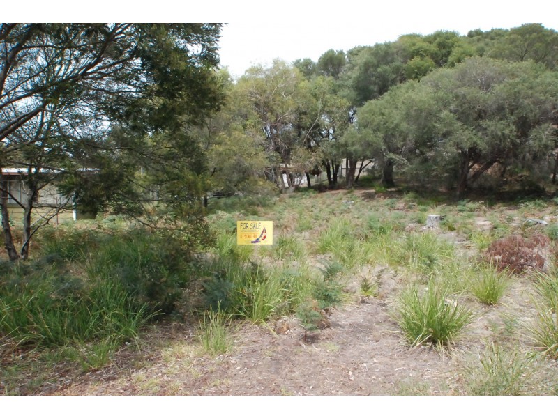 23, 25 & 27 Camerons Road, Loch Sport VIC 3851