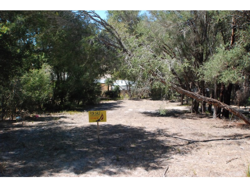 28 Pelican Street, Loch Sport VIC 3851