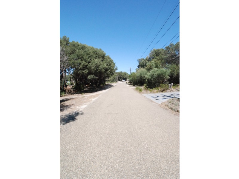 28 Pelican Street, Loch Sport VIC 3851