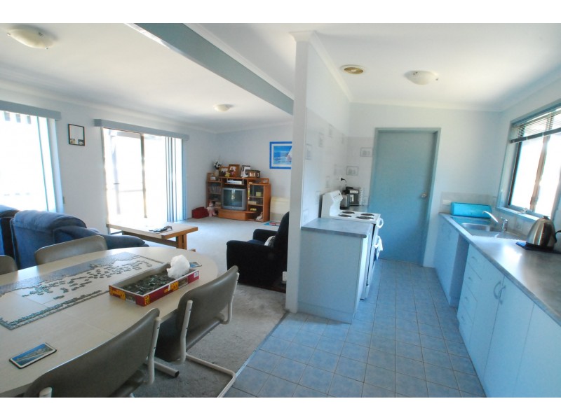 7 Bellbird Street, Loch Sport VIC 3851