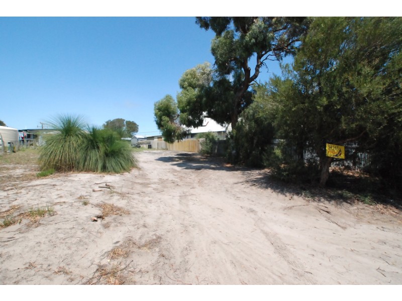 2 Possum Court, Loch Sport VIC 3851