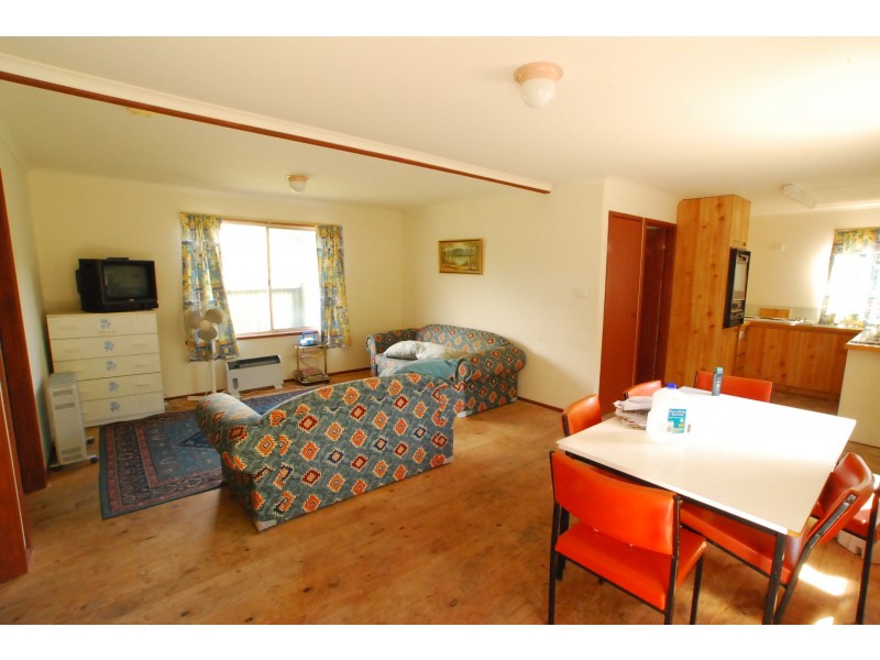 47 Central Avenue, Loch Sport VIC 3851