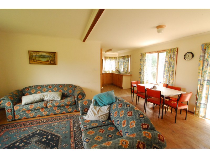 47 Central Avenue, Loch Sport VIC 3851