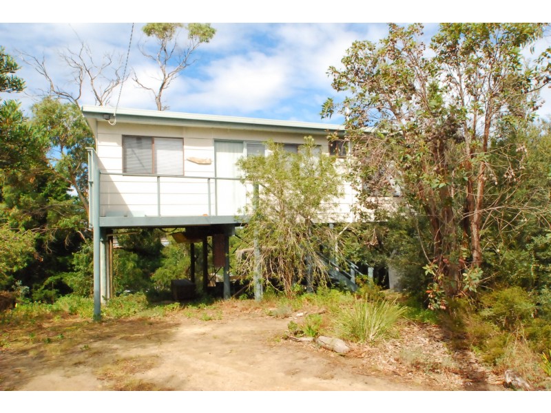 95 White Crescent, Loch Sport VIC 3851