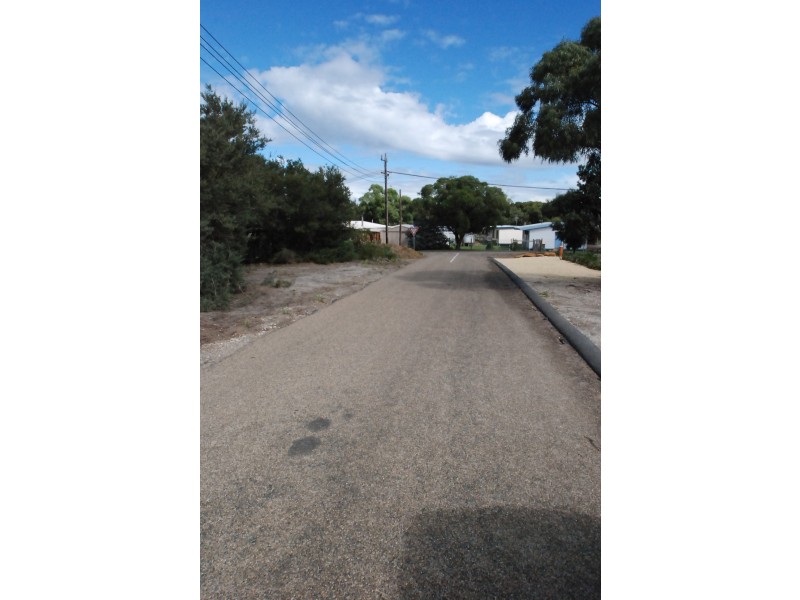 95 White Crescent, Loch Sport VIC 3851