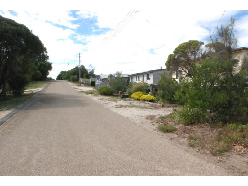 95 White Crescent, Loch Sport VIC 3851