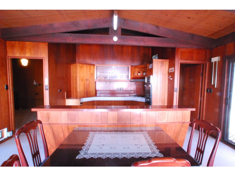 9 Toorak Avenue, Loch Sport VIC 3851