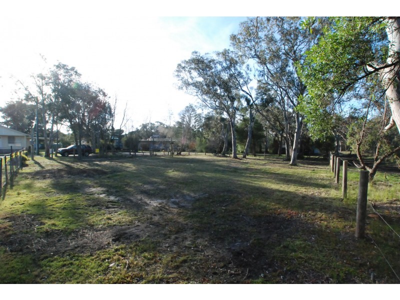 8 Sandra Court, Loch Sport VIC 3851