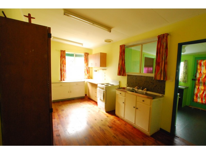 5 Wallaby Street, Loch Sport VIC 3851