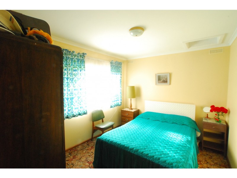 49 Camerons Road, Loch Sport VIC 3851