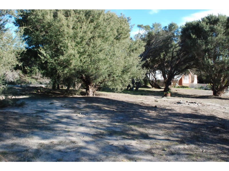 431 National Park Road, Loch Sport VIC 3851