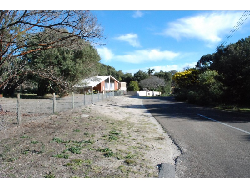 431 National Park Road, Loch Sport VIC 3851