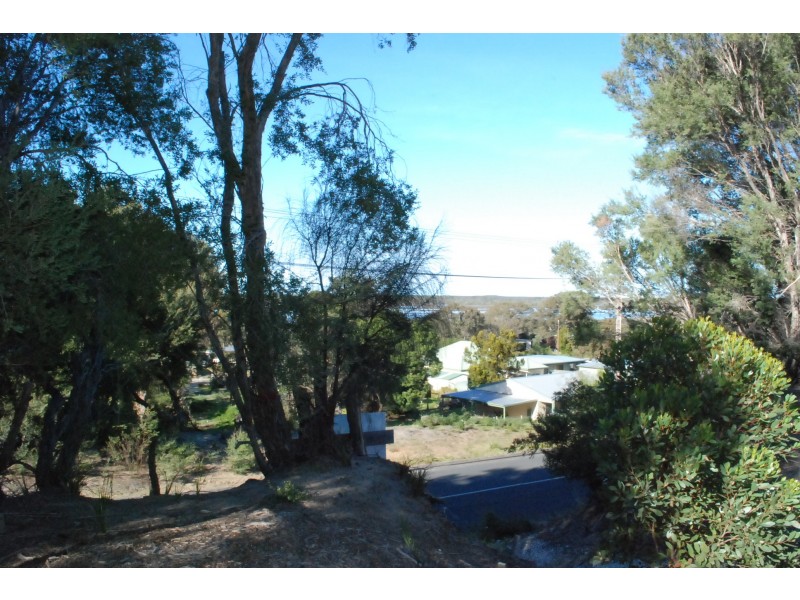 431 National Park Road, Loch Sport VIC 3851