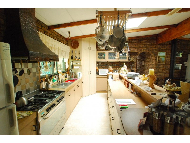 200 National Park Road, Loch Sport VIC 3851