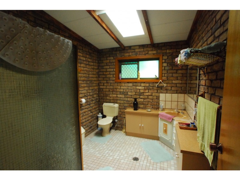 200 National Park Road, Loch Sport VIC 3851