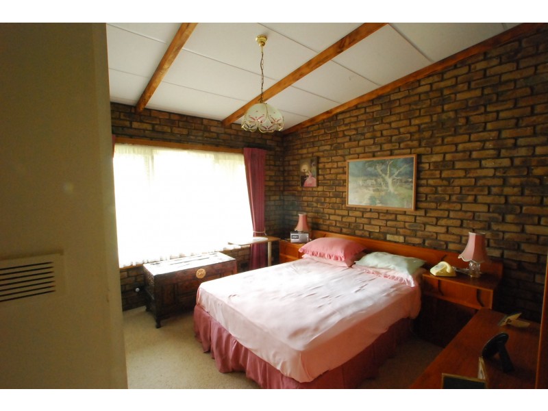 200 National Park Road, Loch Sport VIC 3851