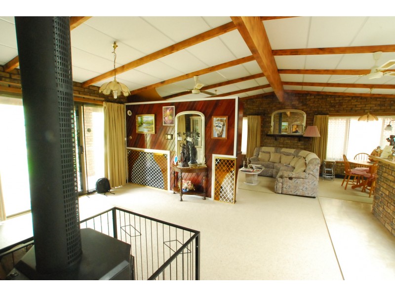 200 National Park Road, Loch Sport VIC 3851