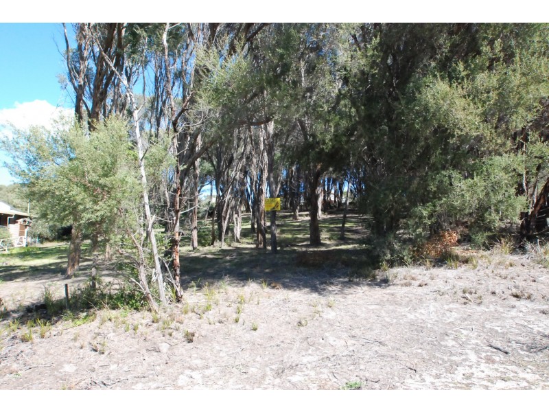 4 Wallaby Street, Loch Sport VIC 3851