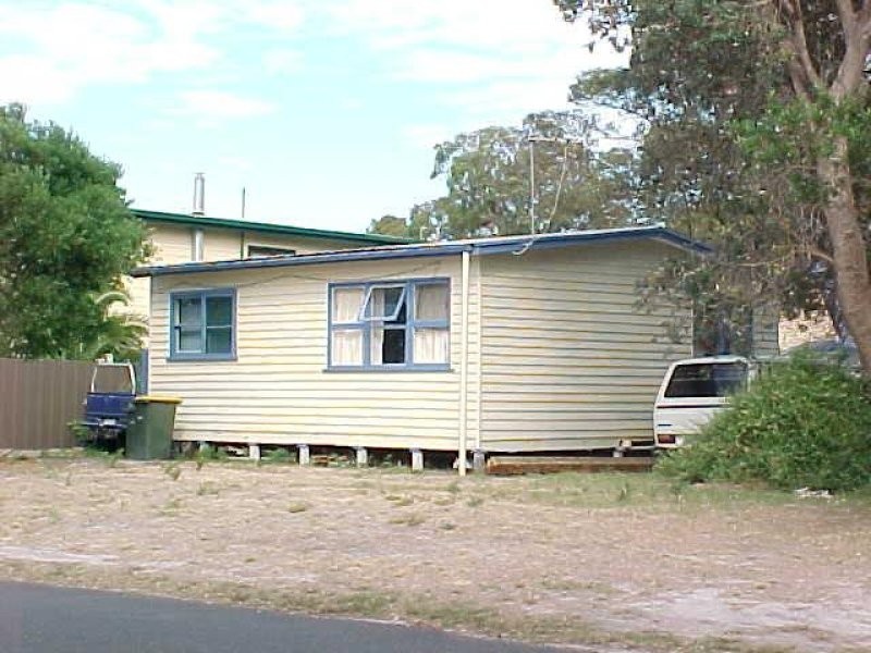 33 Sanctuary Road, Loch Sport VIC 3851
