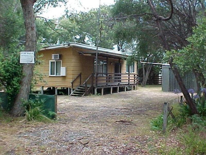 166 Wallaby Street, Loch Sport VIC 3851