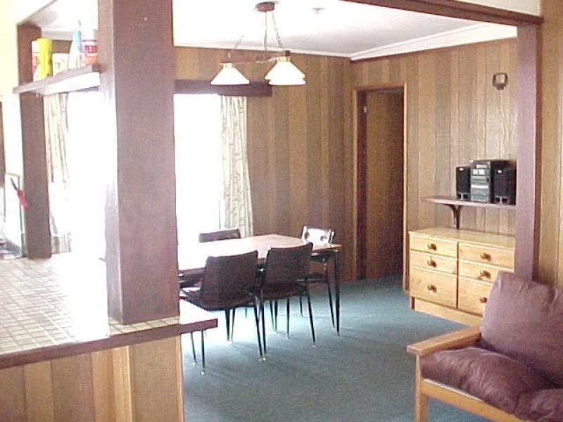 8 Wattle Grove, Loch Sport VIC 3851