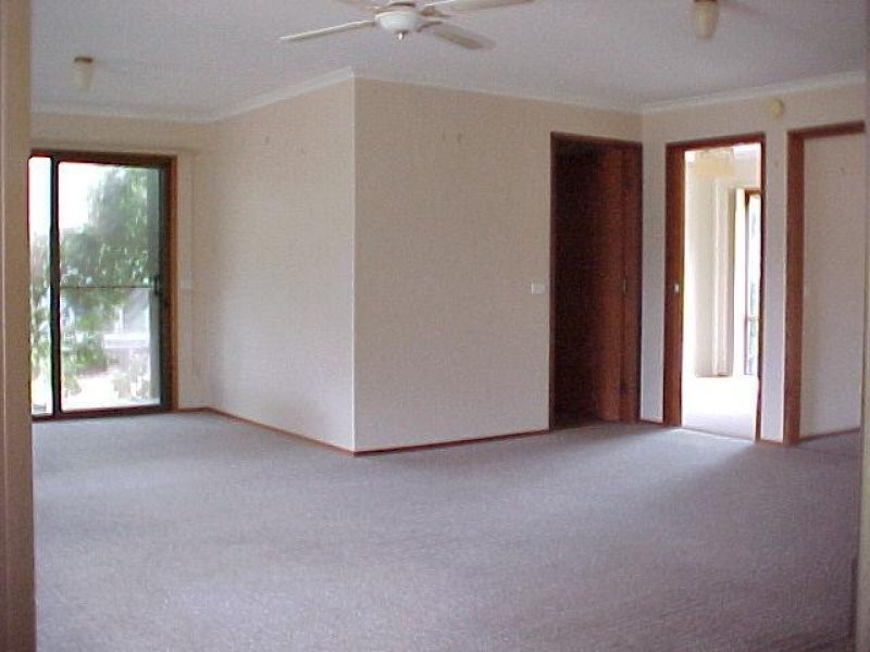 14 Robin Street, Loch Sport VIC 3851