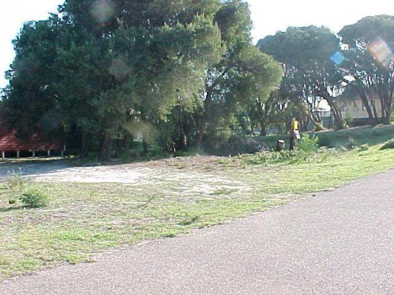 30 National Park Road, Loch Sport VIC 3851