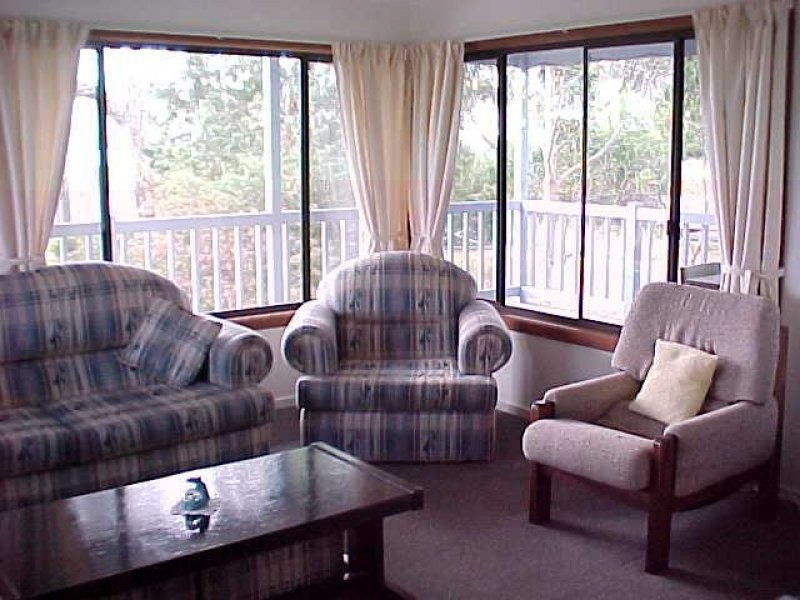 17 Bluff Drive, Loch Sport VIC 3851